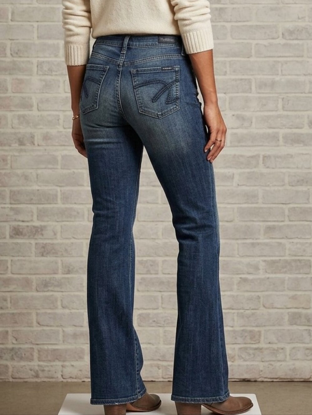 David Kahn Jeans Flare Cut #1145 Size 32